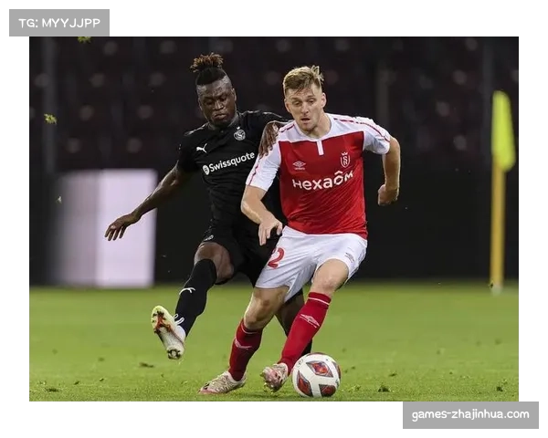 兰斯对阵尼斯半场战报:主队1-0领先,攻势主导但错失点球